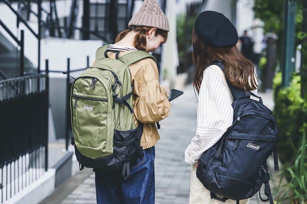 橋下美好さんのインスタグラム写真 - (橋下美好Instagram)「coleman × merの撮影😃  普段リュックが多いんだけど、 いつも黒だったから思い切ってカーキに挑戦！  すごく服にも馴染みやすいカラーで オシャレ度がグンッとUPした気がする！  私は大容量のおっきいサイズっ。 リュックが大きいとなぜか安心感ある。 あと荷物多いからとても助かる。  ポケットもいっぱいあるから、収納も便利やで😃  #私のコールマン #コールマンリュック #walker33 #pr」9月14日 20時49分 - miyoshikun