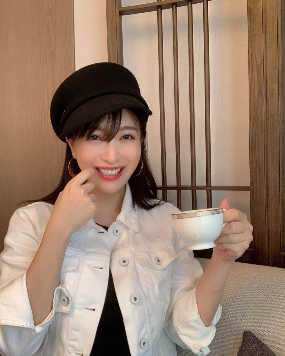 のインスタグラム：「不意打ちショット📷🧸✨ #ではない #ごめん気付いてた  #ちょっとアホっぽい顔もしてみた」