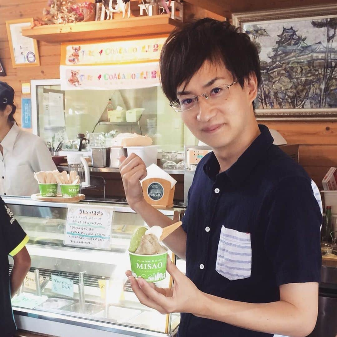 三宅裕貴さんのインスタグラム写真 - (三宅裕貴Instagram)「#チーズケーキ は、#濃厚 で #ジェラート は、#さらっとした口溶け で #美味しかった です。 天気が良くて気持ち良かったです。 #スイーツ #sweets #instagood #晴れの国おかやま #岡山県 #okayama #南区 #minamiku #牧場 #farm #カフェ #cafe #花 #flower #庭 #garden #紅茶 #tea #teatime #カフェスタグラム #cafestagram #三宅裕貴」9月14日 17時28分 - yuhkimiyakeevo