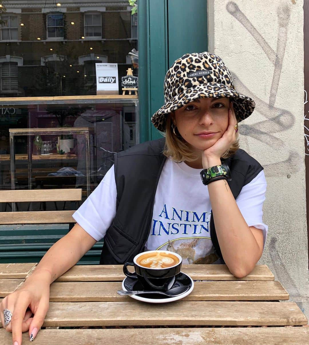 LOCAL HEROESさんのインスタグラム写真 - (LOCAL HEROESInstagram)「Stop pushing, listen to your instinct 🔦/ cheers! 💙 @tycjana in our new Bambi unisex tee and leopard bucket hat」9月14日 17時56分 - localheroes