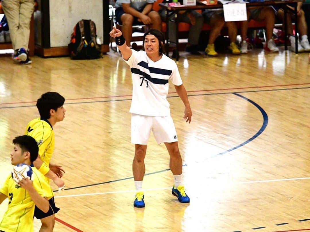 宮崎大輔さんのインスタグラム写真 - (宮崎大輔Instagram)「明治戦勝ちました。 また変な筋肉が😅  #日本体育大学 #handball #ハンドボール #筋肉 #bennu」9月14日 18時03分 - daisuke7_official