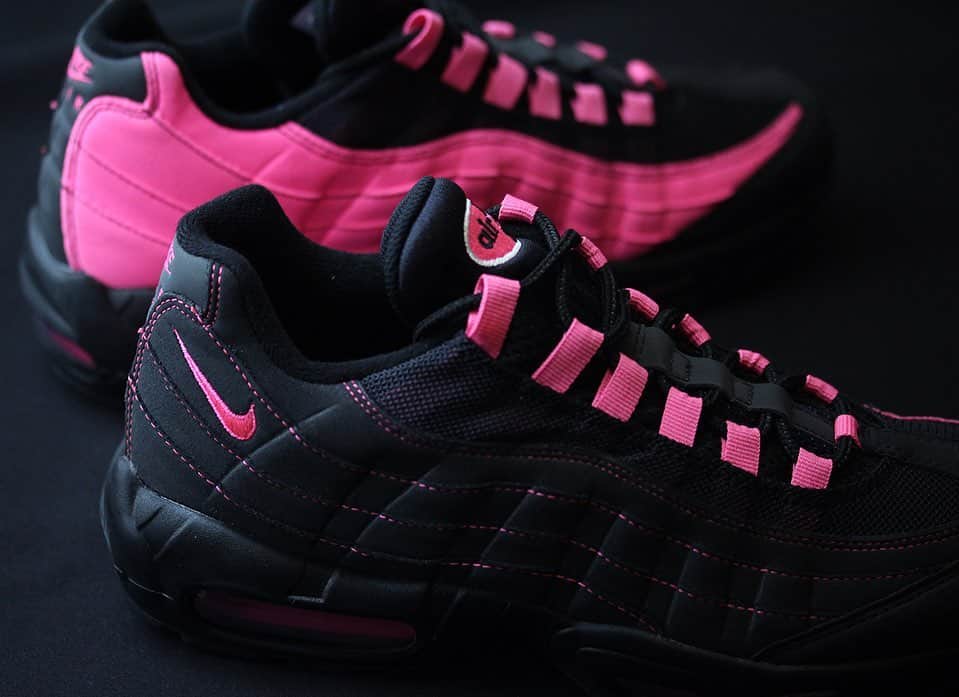 のインスタグラム：「2019 .9 .15 (sun) in store ■NIKE AIR MAX 95 OG COLOR : BLACK×PINK BLAST SIZE : 26.0cm - 29.0cm PRICE : ¥17,000 (+TAX) ・ #a_and_s #NIKE #NIKEAIRMAX #NIKEAIRMAX95 #NIKEAIRMAX95OG」