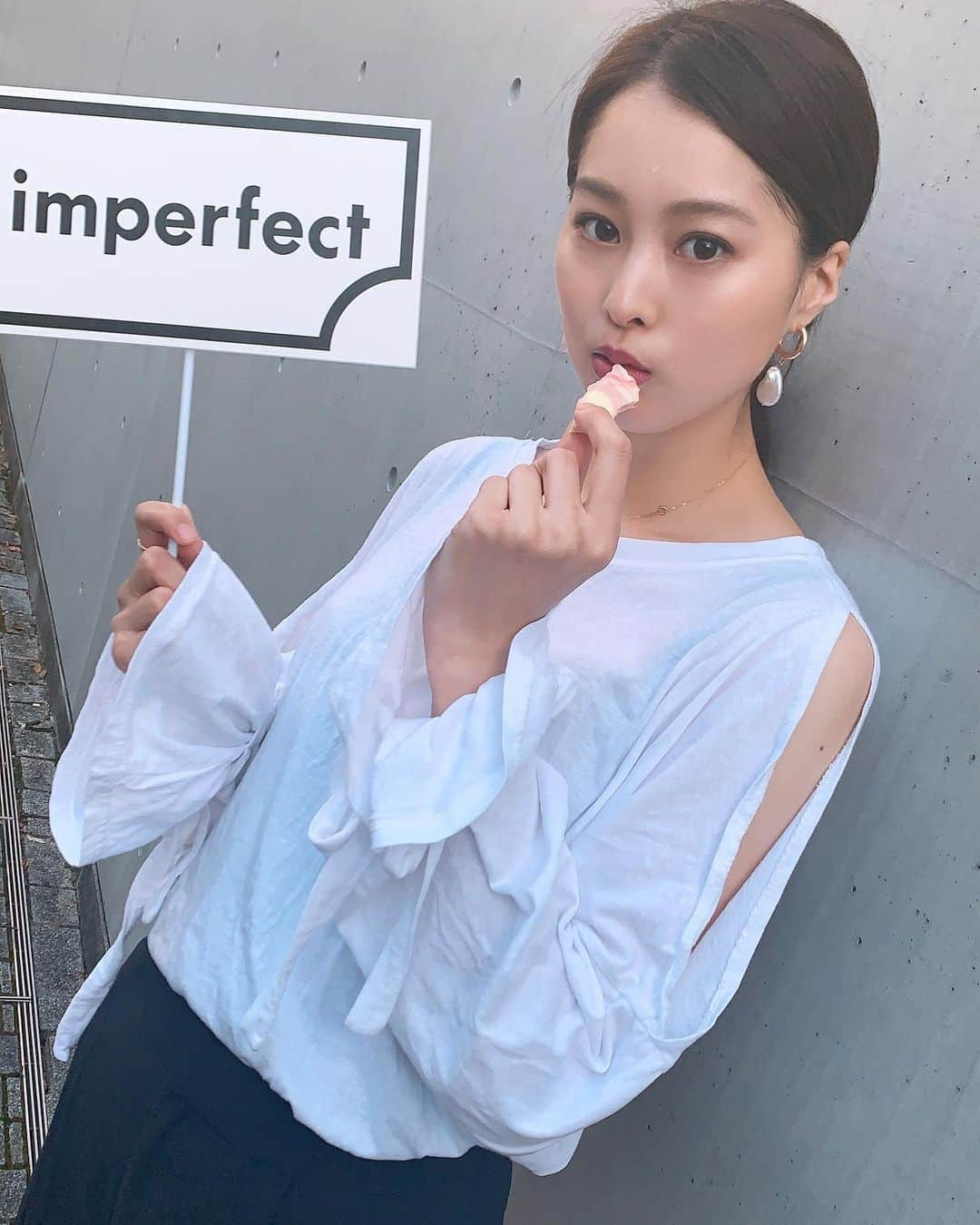 倉松すみれさんのインスタグラム写真 - (倉松すみれInstagram)「#FNO#VOGUE 👖💫🍫 表参道ヒルズの . @imperfect_store_japan にチェックイン✔️ . . (photo by @toyoyoon 🥺) . . . . . #表参道ヒルズ#imperfect#chocolate#🍫#フェアトレード#ファッションナイトアウト#すみれのチョコ紀行🍫」9月14日 18時49分 - sumire_0415