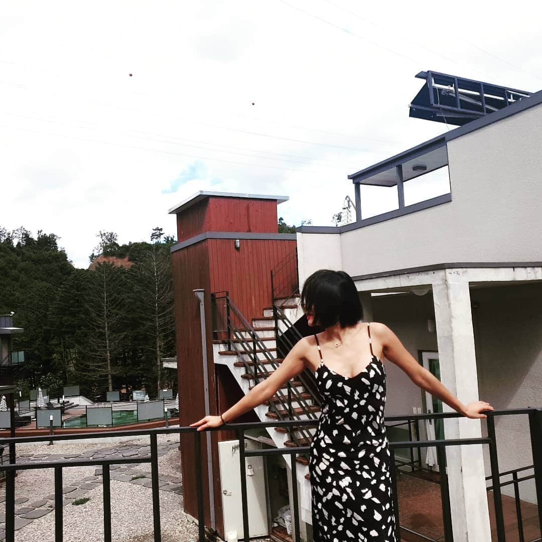 エナ さんのインスタグラム写真 - (エナ Instagram)「바람이불어오는곳~~🌬 그곳으로가면~~🌪」9月14日 19時03分 - eunkyung.shin