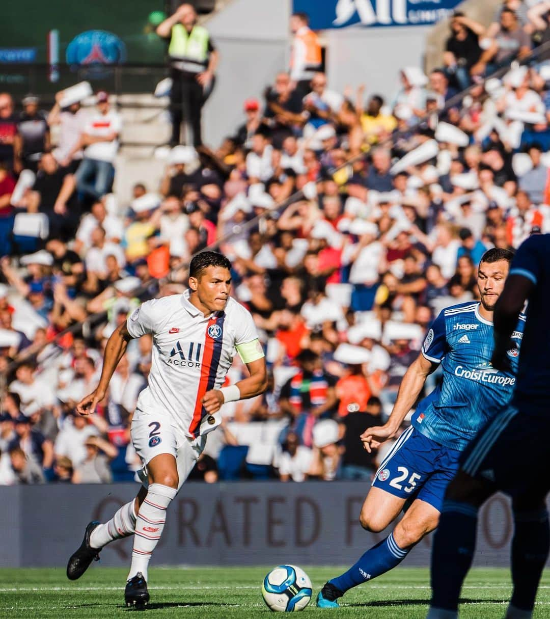 チアゴ・シルヴァさんのインスタグラム写真 - (チアゴ・シルヴァInstagram)「Feliz pelo resultado +3 pontos!! Agora mudar a chave para @championsleague. 📷 @ben_views」9月15日 4時43分 - thiagosilva