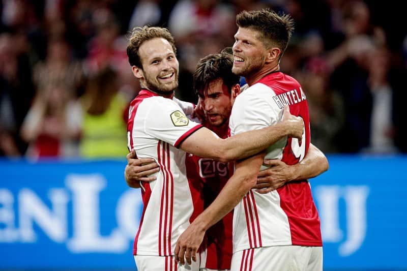 デイリー・ブリントのインスタグラム：「Difficult first half, Great second half! +3 Well Done Team!❌❌❌ What a goals by @tagliafico3 👏🏻👊🏻 Time to recover and get ready for @championsleague!」