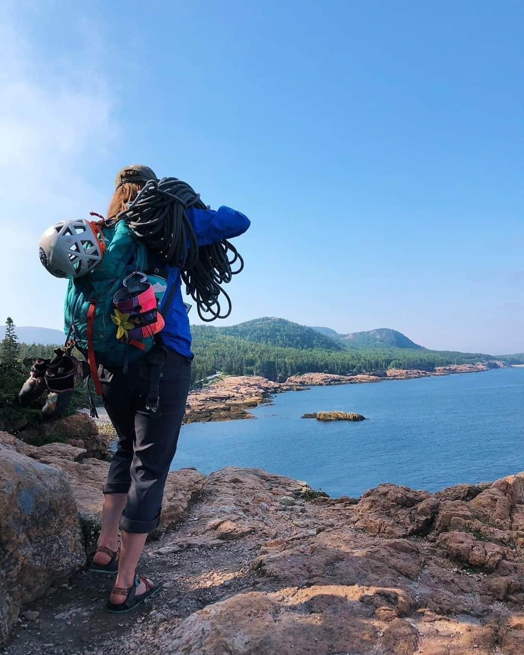 REIさんのインスタグラム写真 - (REIInstagram)「Rope, helmet, chalk and shoes. Looks like someone's all geared up for an epic day.  Photo: @a.likelly.story in Acadia National Park, #Maine. #REImember」9月14日 21時02分 - rei