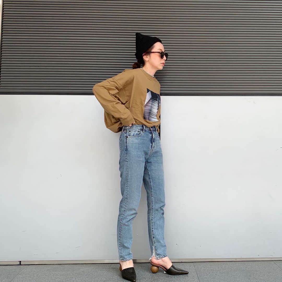 ungrid_minamiのインスタグラム：「. このロンTすごく人気です♡ @ungrid_official @ungrid_staffsnap #Ungrid #アミュプラザ博多」