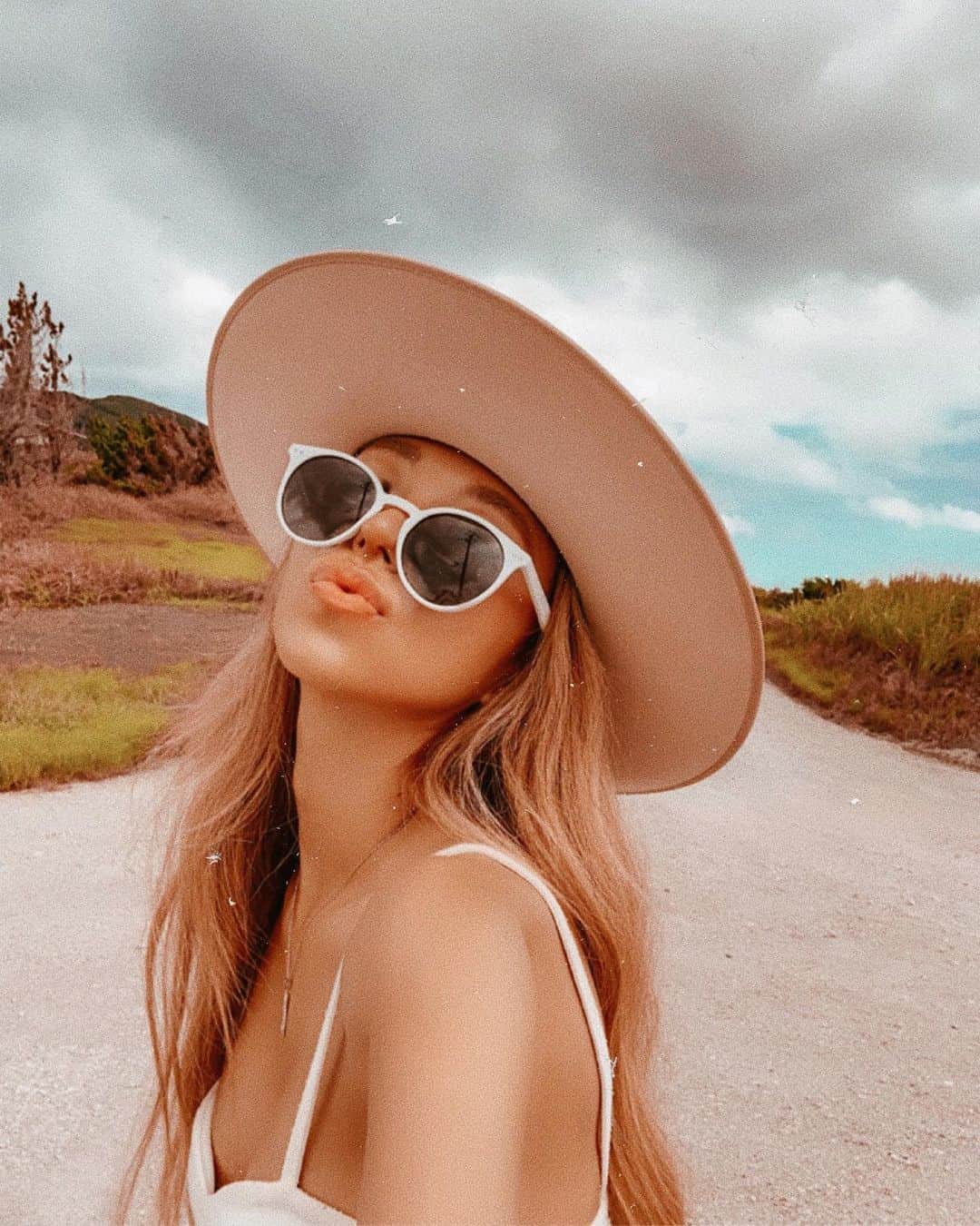 のインスタグラム：「🌵🏜🐫🏕」