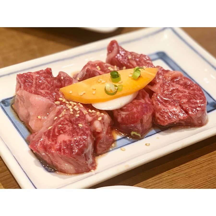 中田奈沙さんのインスタグラム写真 - (中田奈沙Instagram)「Wonderful Yakiniku in Uguisudani👏✨ 焼肉遠征で《鶯谷園》へ❤️ この肉質でこの値段、コスパ抜群だし、 私好みのご飯がすすむ系焼肉🤔💓 * #奈沙ログ #奈沙ログin鶯谷 #やっぱり米が好き #noricenolife * ⬅︎swipe⬅︎ ①大ライスとランプ ②特上タン塩 ③特上ロース ④特上カルビ ⑤特上ランプ ⑥厚切りハラミ ⑦サーロイン * * #yakiniku #uguisudanien #uguisudani #koreanbbq #dinner #foodstagram #foodie #foodgasm #instafood #foodpic #foodporn #tokyo #焼肉 #鶯谷園 #鶯谷 #東京 #グルメ #大ライス #激ウマ #コスパ #焼肉遠征 #ハラミ #タン #ランプ #カルビ #ロース」9月14日 21時51分 - nasa_nakada