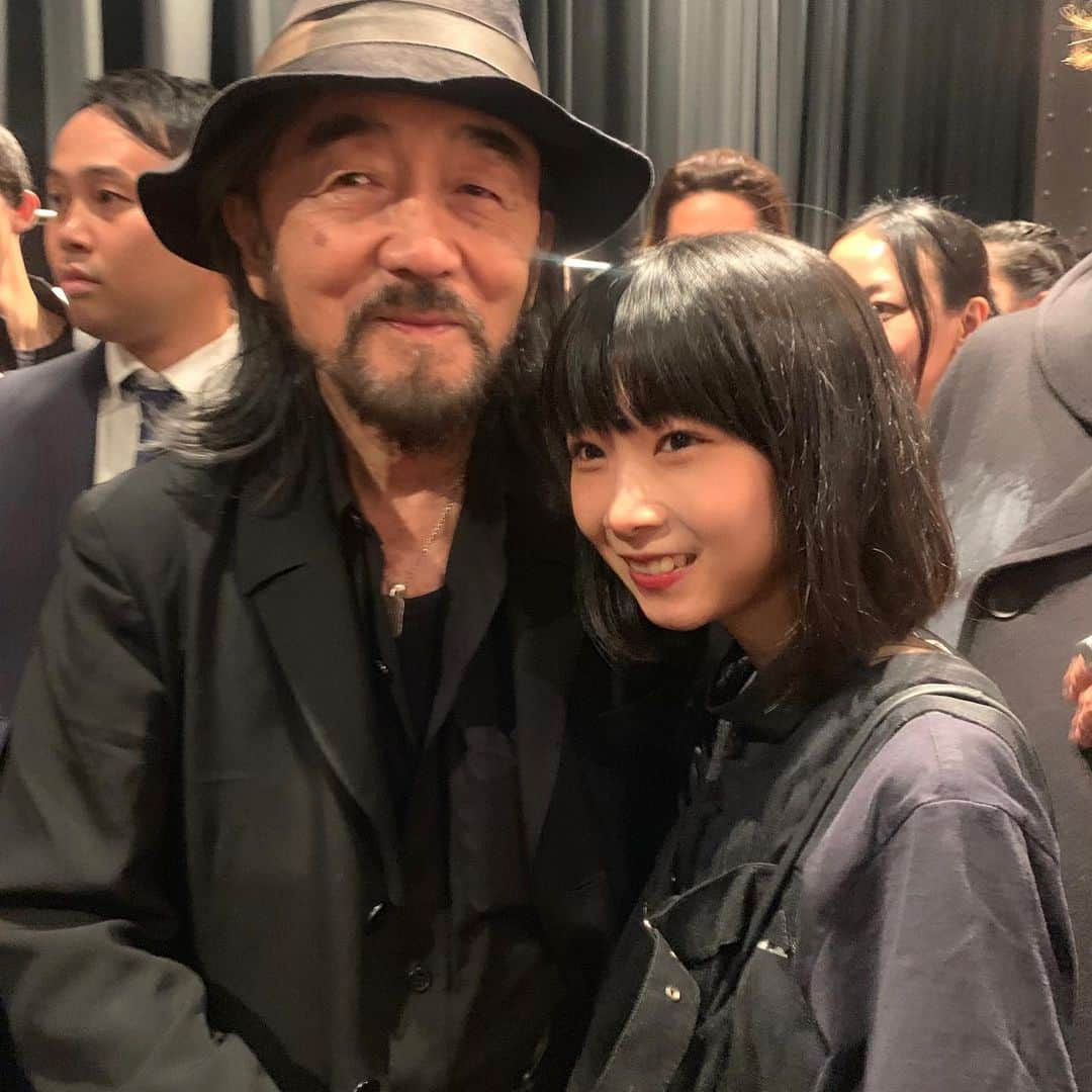 老月ミカさんのインスタグラム写真 - (老月ミカInstagram)「like a 親子と言われる🖤🖤🖤 #yohjiyamamoto」9月14日 22時00分 - oreo.oreo.m