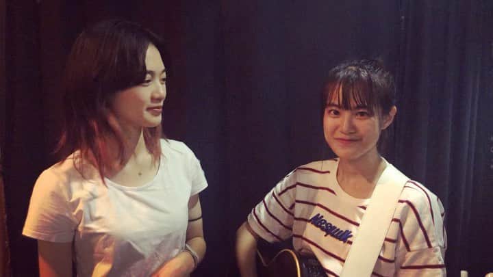 のインスタグラム：「♪Happiness/嵐 mihoro*ちゃんと9/22女子限定ツーマンライブするよ〜😻すごく大好きだから、この機会にインスタライブ一緒にできたり動画撮れたり嬉しい✨本番が楽しみです！！ ぜひ観に来てください💓 . 2019.09.22(日)昼 ＠LIVE Bar 酔夏男 北原ゆか × mihoro* presents 女性限定入場ツーマンライブ 「ゆかほろミーティング」 . act) 北原ゆか mihoro* . open/start 12:00/12:30 . adv/day ¥1500/¥2000(共に1D別) ※学割(受付にて学生証提示で) ¥1000/¥1500 . ライブの他にもトークコーナーを設ける予定です！ . . その他ライブ情報🐶💓 . 9/22(日)大阪|酔夏男 北原ゆか × mihoro* presents 女性限定入場ツーマンライブ 「ゆかほろミーティング」 ⏰open:12:00/start:12:30 🎟前売り1,500円/当日2,000円 （学割:前売り1,000円/当日1,500円） チケットご予約:kitaharayuka.info@gmail.comまで①お名前②ライブの日にち③チケットの枚数を書いてお送りください。 . 11/1(金)大阪|アメリカ村CLAPPER 「北原ゆか 1st ONEMAN LIVE TOUR『GOOD DAY』」 ⏰open:18:30/start:19:00 🎟前売り3,200円/当日3,700円 (学割:前売り・当日、両方とも2,500円 ※当日学生証提示でキャッシュバック) ※1ドリンク制 チケットご予約:イープラスhttps://eplus.jp/sf/word/0000104784 . 11/10(日)東京|渋谷TAKE OFF7 「北原ゆか 1st ONEMAN LIVE TOUR『GOOD DAY』」 ⏰open:18:00/start:18:30 🎟前売り3,200円/当日3,700円 (学割:前売り・当日、両方とも2,500円 ※当日学生証提示でキャッシュバック) ※1ドリンク制 チケットご予約:イープラスhttps://eplus.jp/sf/word/0000104784 . #mihoro #ツーマンライブ #夏酔男 #オオカミくんには騙されない」