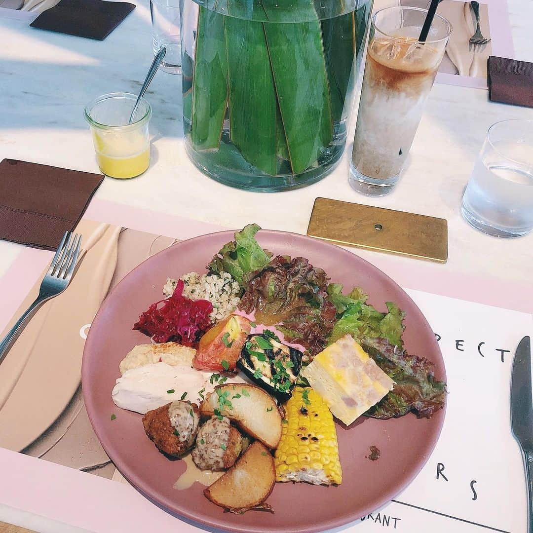 藤原菜摘さんのインスタグラム写真 - (藤原菜摘Instagram)「. ヘルシーで美味しかった🐻🥑🧡 急遽やのにタイミングよくいろんな人に会えてる🤝🗼 #stallrestaurant #意識高く見せてるけど昨日は夜中にタイ料理🇹🇭笑」9月14日 22時13分 - natsumi_fujiwara