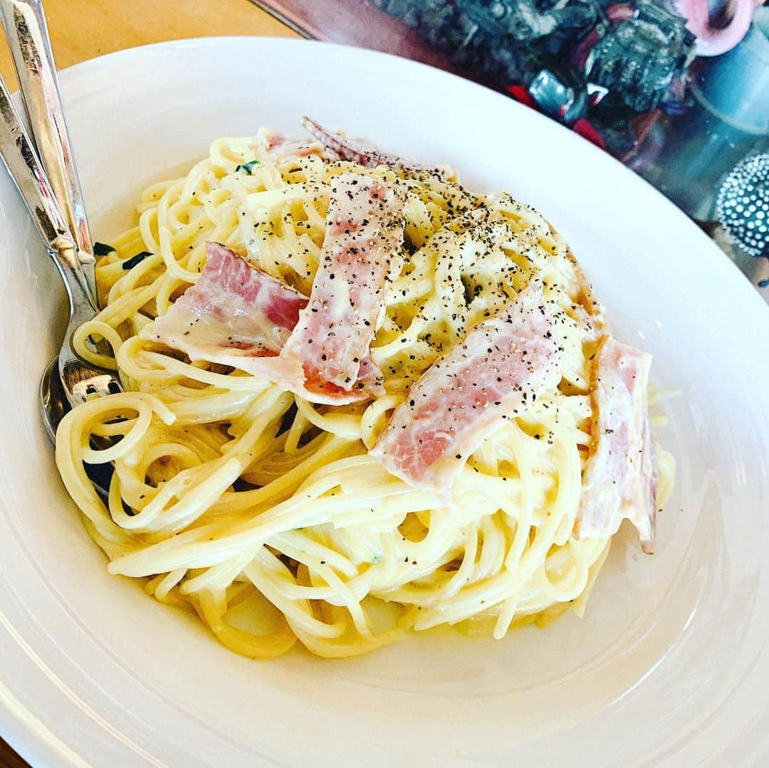 HIROさんのインスタグラム写真 - (HIROInstagram)「カルボナーラ美味いでは٩(๑❛ᴗ❛๑)۶ #インザシー #西宮市 #兵庫県 #ライダーズカフェ #カルボナーラ #美味い」9月14日 22時27分 - hiro19770420