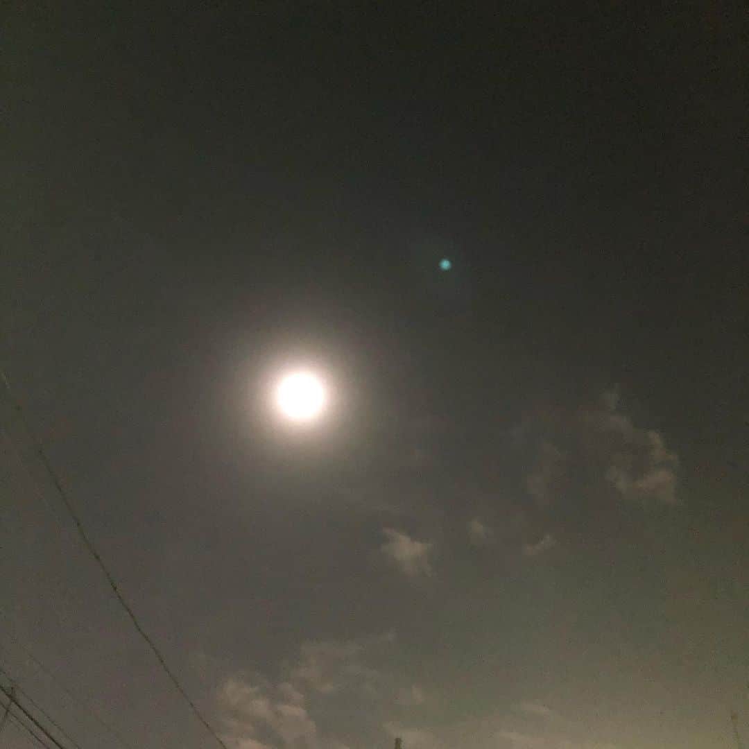 本城聡章さんのインスタグラム写真 - (本城聡章Instagram)「満月🌕…か…な？」9月14日 22時25分 - honjo