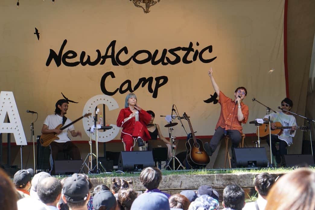 モリシーのインスタグラム：「NEW ACOUSTIC CAMPありがとう！ 本日のベーシストは雲丹亀 卓人。 お疲れやま！ #awesomecityclub  #newacousticcamp」