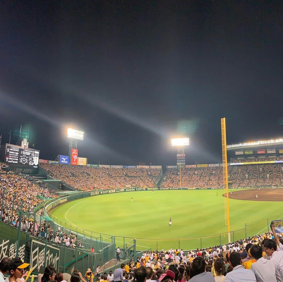 鶏っくHEPナビオさんのインスタグラム写真 - (鶏っくHEPナビオInstagram)「先日店長は甲子園球場へ野球観戦へ行ってまいりました⚾️⚾️ 遅割りを利用しなんと1000円で観戦できました！ 6年ぶりの阪神戦、結果は残念でしたが楽しめました！ . #甲子園#野球#阪神タイガース#ナイター#鶏っく#梅田#居酒屋#焼き鳥#チーズタッカルビ#チョアチキン#唐揚げ#チキン南蛮#肉#鶏肉#大阪#大阪グルメ#大阪万観光#浦和レッズ#ガンバ大阪」9月14日 22時34分 - trickhepnavio