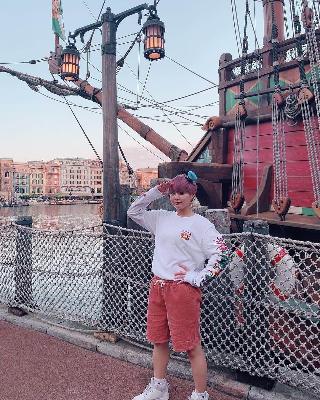  才原茉莉乃さんのインスタグラム写真 - ( 才原茉莉乃Instagram)「#disneysea #helloween  #donaldduck #Disney #ディズニーランド #ディズニーシー #ドナルドダック #disneyhalloween #ハロウィン  #ディズニーハロウィン #marvel #marvelcomics #マーベル #マーベルコミックス #アメコミコーデ #ディズニーリゾートにmarvelを！」9月14日 22時40分 - saihara_0120