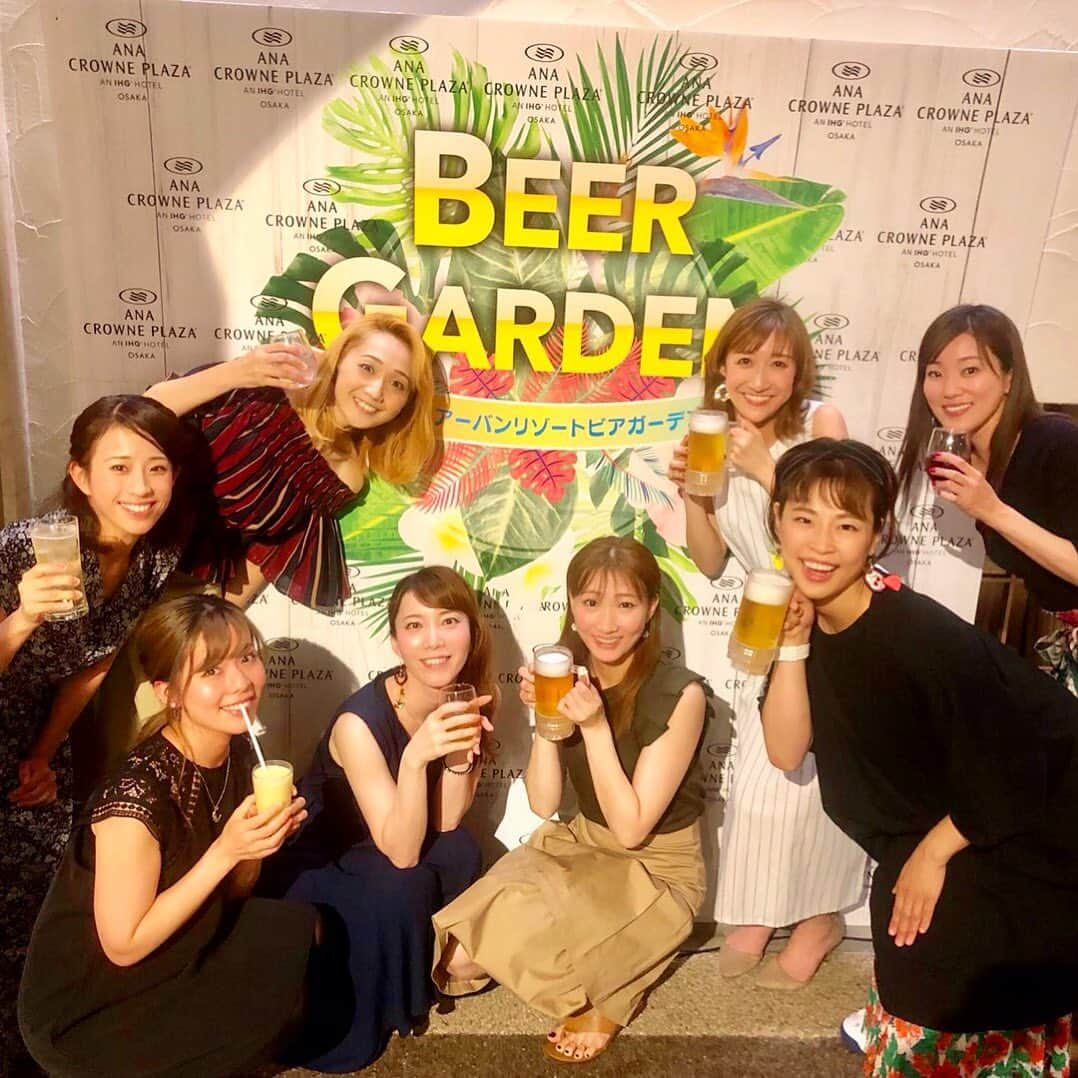 亜聖樹さんのインスタグラム写真 - (亜聖樹Instagram)「夏の終わりにビアガーデン行けたんだよ〜〜♩♩ 女子会さいこーーー！！！ #宝塚歌劇団 #osk日本歌劇団  #ビアガーデン #女子会」9月14日 22時48分 - akkyontanaka