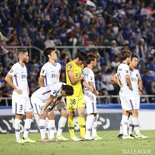 サンフレッチェ広島さんのインスタグラム写真 - (サンフレッチェ広島Instagram)「. ⚽明治安田生命J1リーグ第26節　試合結果⚽ 横浜F・マリノス　3-0　サンフレッチェ広島 前半：0-0 後半：3-0  アウェイゲームながらも、たくさんのご声援ありがとうございました。  #ハイネル 選手 #稲垣祥 選手 #佐々木翔 選手 #sanfrecce #ICHIGAN」9月14日 23時16分 - sanfrecce.official