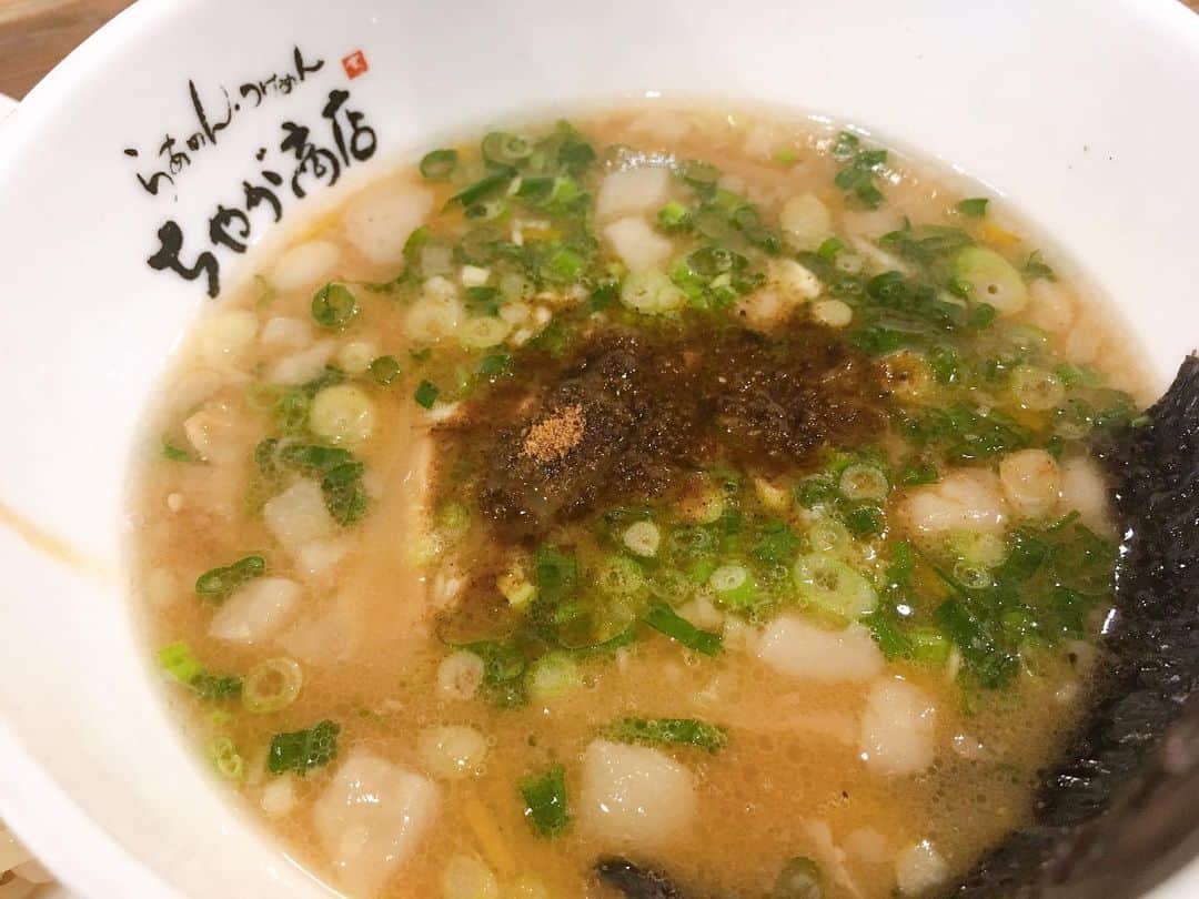藤村晃輝さんのインスタグラム写真 - (藤村晃輝Instagram)「久しぶりに食べた、ちゃが商店のつけめんが美味しすぎて、感情処理が不可能になりました。 #自然と特盛のボタン押してた #つけすぎてスープ割りまで到達せずにスープなくなった #良い塩梅とは  #ラーメン #つけめん  #ちゃが商店」9月15日 0時09分 - fujimura_koki_tos