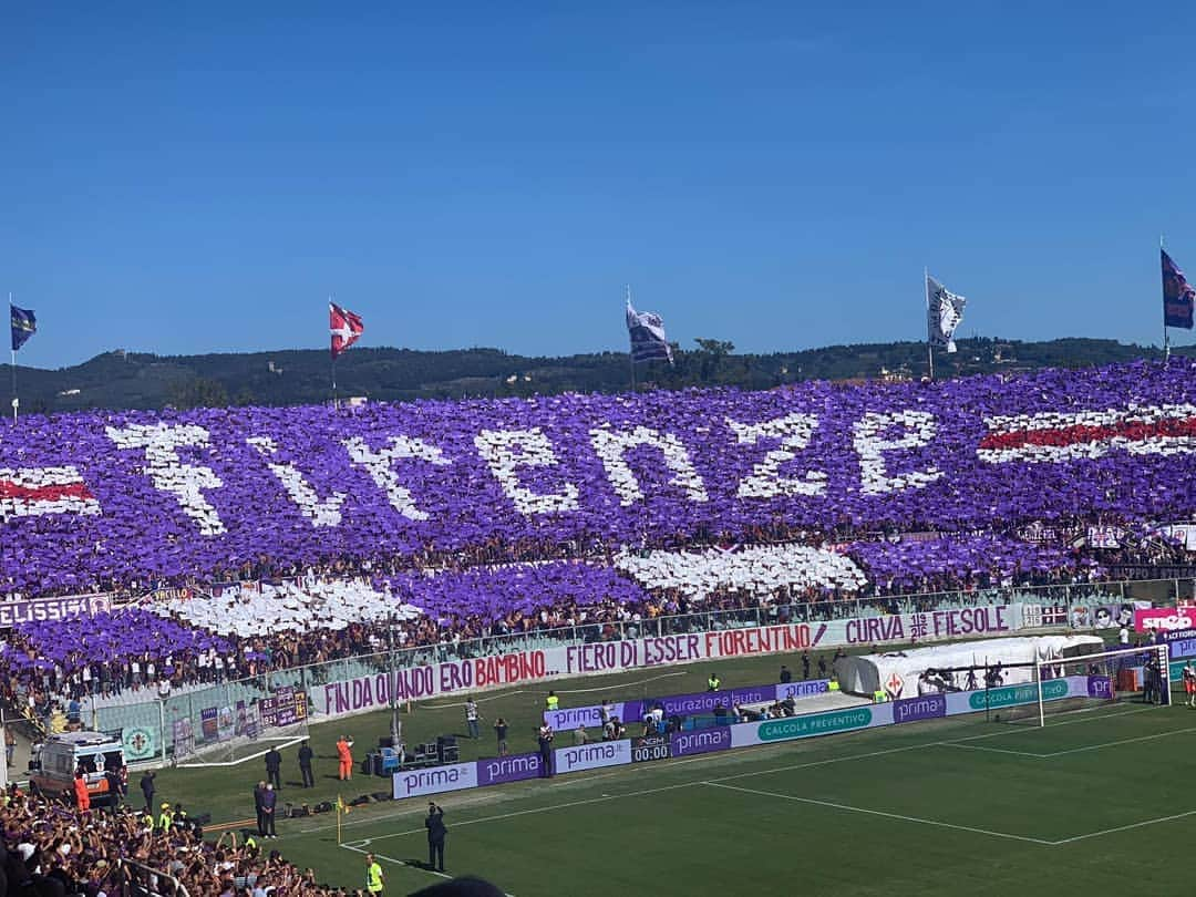 マッテオ・レンツィさんのインスタグラム写真 - (マッテオ・レンツィInstagram)「Nel prepartita per un pareggio con la Juve avrei messo la firma. Oggi esco dal Franchi con un po' di amaro in bocca: lo 0-0 ci sta stretto. Ma va bene così. Bella partita, bellissima coreografia, viva Fiorenza.」9月15日 0時20分 - matteorenzi