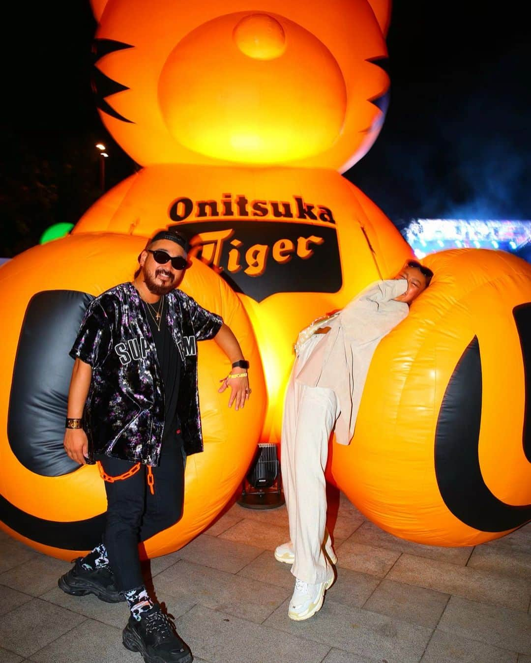 菅又菜摘（ナツ）さんのインスタグラム写真 - (菅又菜摘（ナツ）Instagram)「🐯 #ultrajapan2019 day1🔥 @ultrajapan エントランス入ってすぐの オニツカタイガーのパークステージ 毎年可愛い🧡今年はトラさん🐯 @onitsukatigerjp @onitsukatigerofficial #onitsukatiger #ultrajapan #ultraootd #ultraオニツカ #オニツカタイガー #kogenatsu #焦げNATSU #こげなつ」9月15日 1時07分 - kogenatsu920