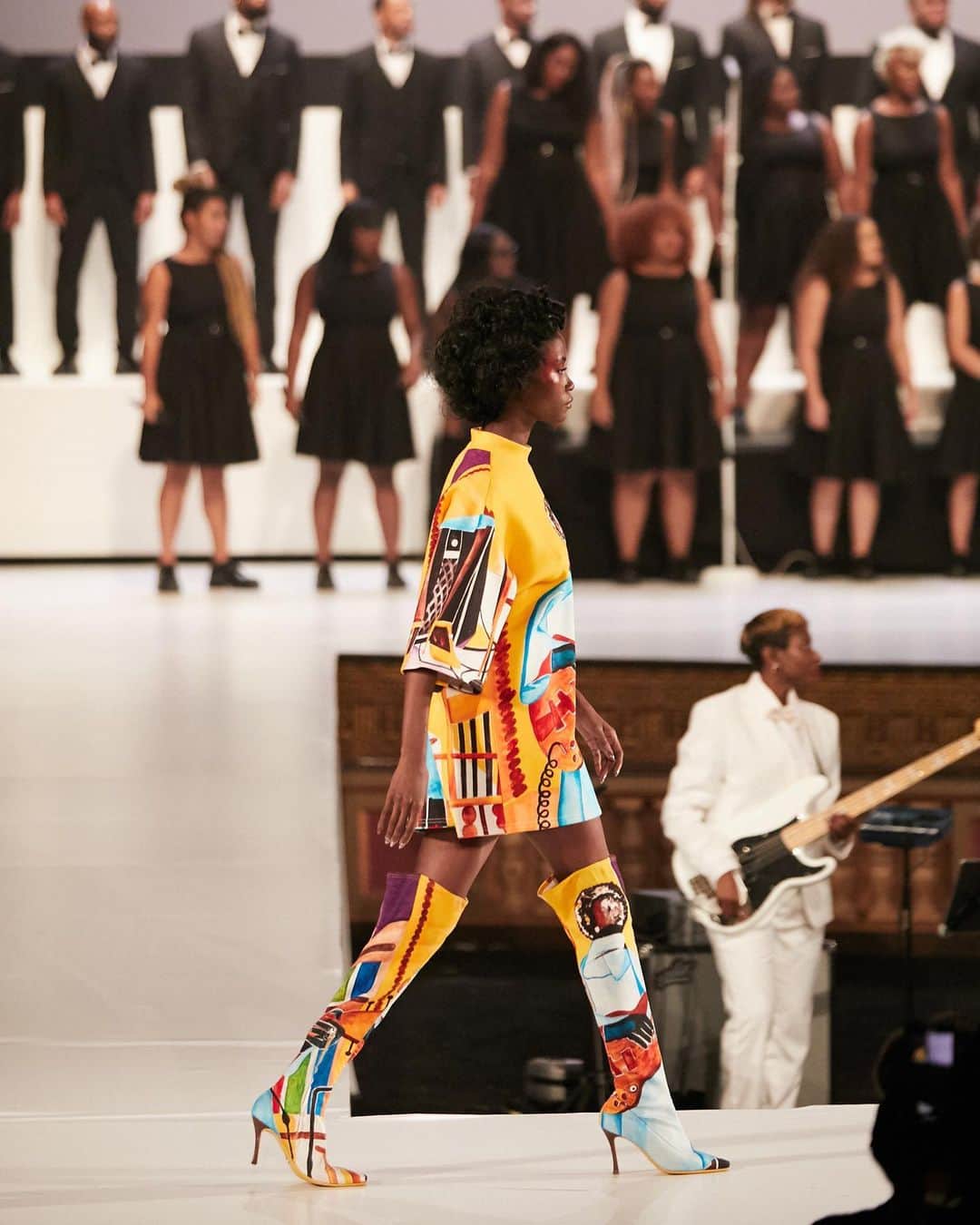 Fashion Weekのインスタグラム：「Living life in color on the @pyermoss September 2019 @NYFW runway 💛Photo by @johnydeguzman.」