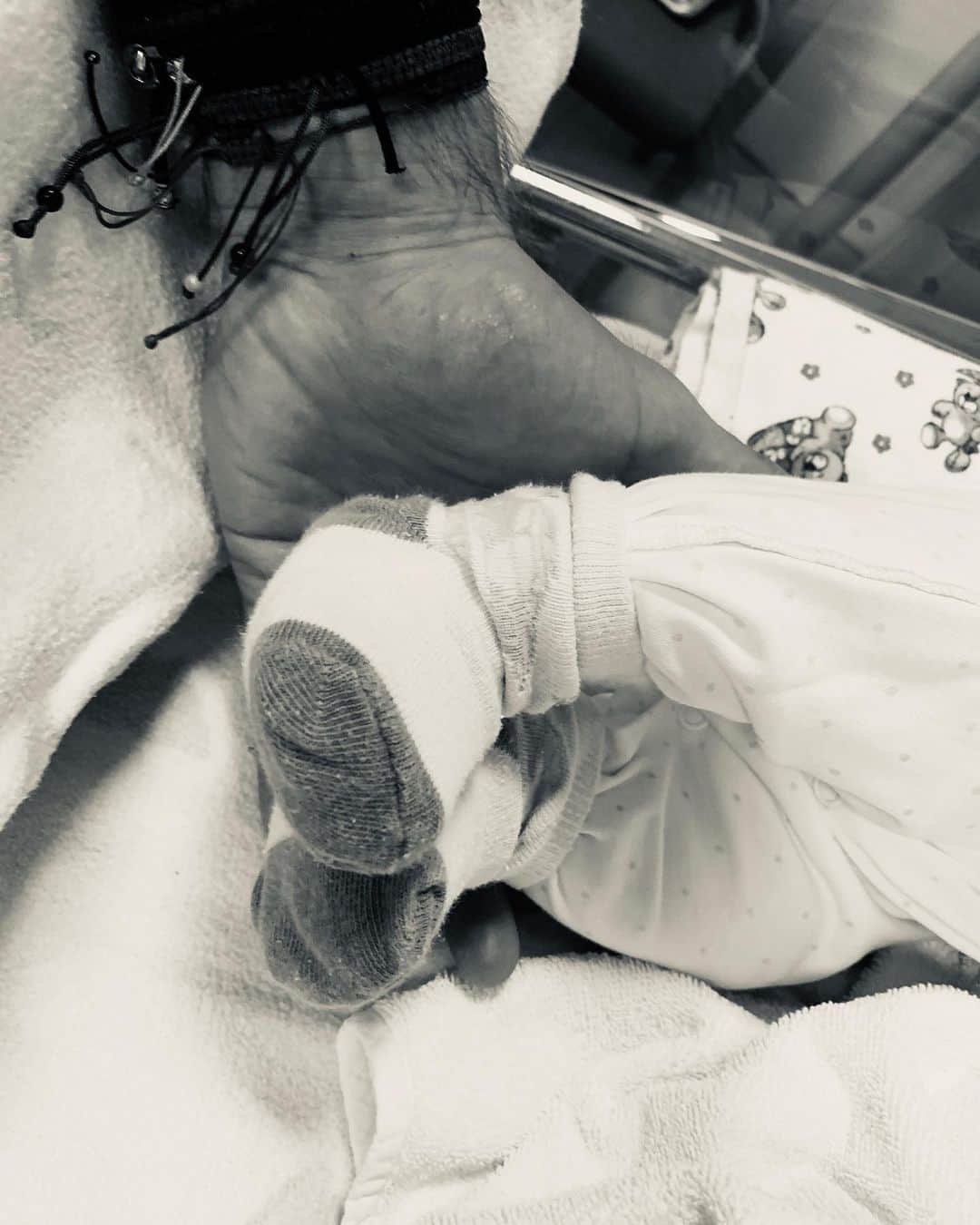 カレン・ハチャノフのインスタグラム：「14.09.2019❤️🙏🏻 #BabyBoy」