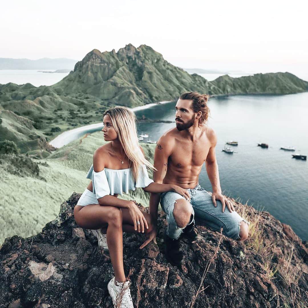 PAUL HEWITTさんのインスタグラム写真 - (PAUL HEWITTInstagram)「It doesn’t matter where you are going, it’s who you have beside you. 👫⚓️ (photo @mariefeandjakesnow) #getAnchored #paulhewitt __ #couple #travel #together #instatravel #instacouple #view #pcean #coast #maritime #location #traveldestination #vacay」9月15日 3時58分 - paul_hewitt