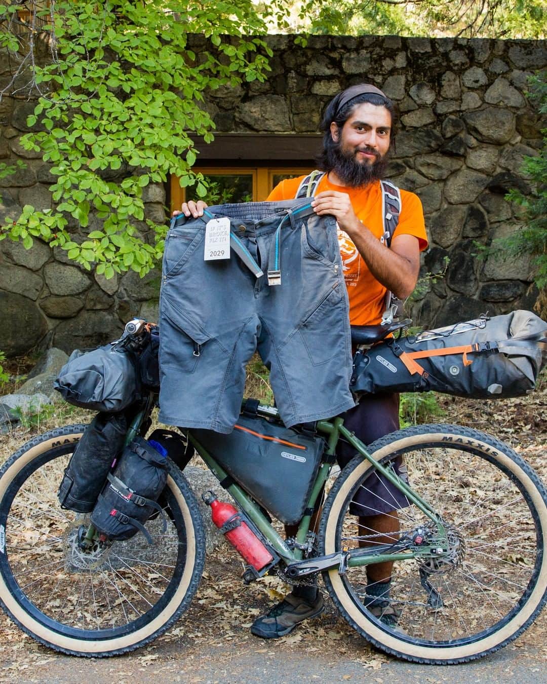 patagoniaさんのインスタグラム写真 - (patagoniaInstagram)「This is Victor. A couple years ago, he happened to ride his bike an extra 50 miles into @yosemitenps when @wornwear was there for Yosemite Facelift. Five months earlier, Victor had started in Fairbanks, AK and was on his way down to Argentina. He wasn’t quite half way yet and was stoked to get his daily peddlers patched up. ⁠ ⁠ Come by the Yosemite Valley Visitor Center from September 25-27 during @yosemitefacelift to get your #wornwear fix.⁠ Photo: @kernducote」9月15日 4時05分 - patagonia