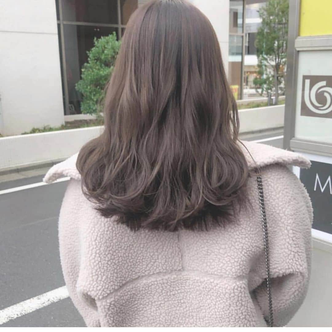 金田和樹さんのインスタグラム写真 - (金田和樹Instagram)「やわらかーいラベンダーが入ったモカグレージュ♡」9月29日 22時41分 - kaneta.hair