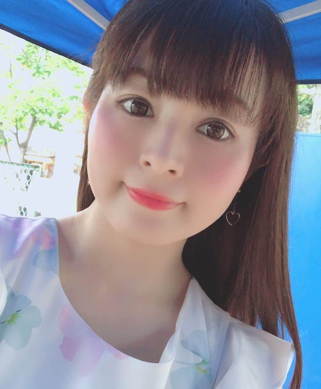 山本かおりさんのインスタグラム写真 - (山本かおりInstagram)「9/22の#伊勢佐木町クロスストリート #ライブ で久しぶりに 愛里ちゃんに会った🐰❣️#嬉しくてパチリ ☺️💕﻿ パステラーズの話で盛り上がった😆あっちゃんも出演前に少し話せたよ😁#懐かしいな〜 🥺今もみんな変わらず曲を作って歌っている。それだけで #感動 だ😄🌷﻿ ﻿ #如月愛里 #伊勢佐木町 #関内 #kannai #isezakicho #japanesesingersongwriter #仲間 #뮤지션친구 #셀 #오랜만에만남 #일본인」9月29日 22時55分 - mochamocchan