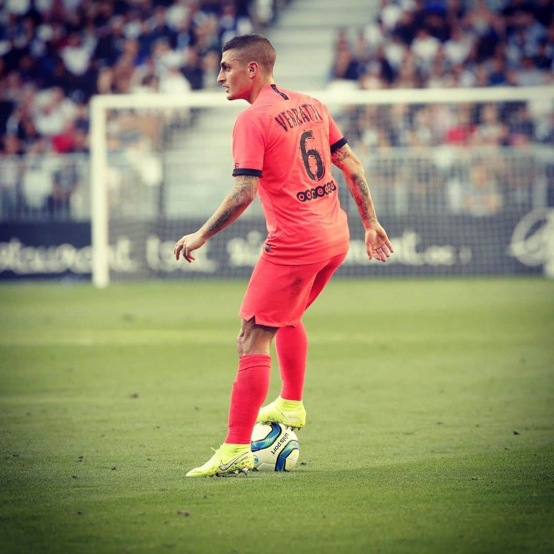 マルコ・ヴェッラッティのインスタグラム：「❤️⚽️」