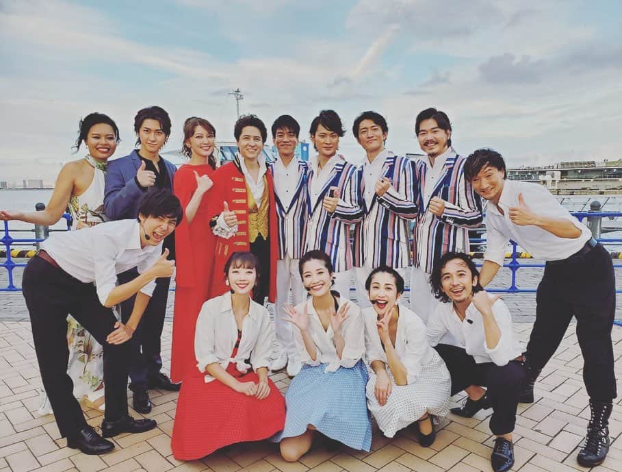 のインスタグラム：「#スタクラフェス 2日間ありがとうございました！！最高のオーケストラ、躍動感あふれる指揮と素敵な仲間と一緒に過ごせた事を心から感謝致します。#levelvets #朝夏まなと #相葉裕樹 #エリアンナ #rivingroommusicalandmore #standuporchestra #松沼俊彦」