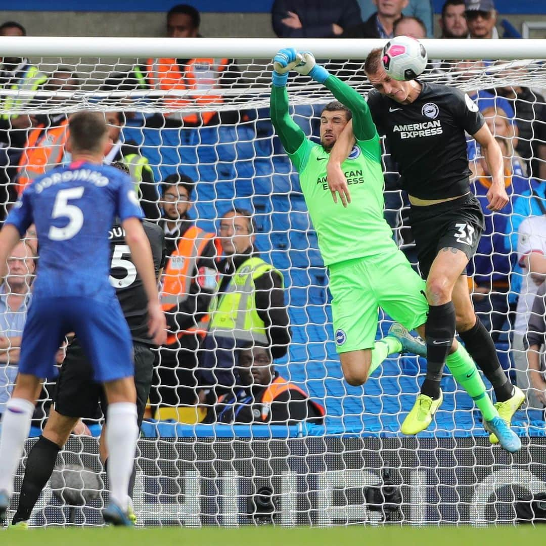 マシュー・ライアンさんのインスタグラム写真 - (マシュー・ライアンInstagram)「We keep learning, growing, working harder than ever before, sticking together and the results will come. See you at the Amex for a big one 💪🏼.」9月29日 16時54分 - matyryan