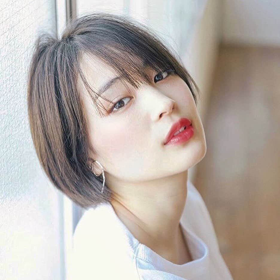 のインスタグラム：「#広瀬すず#最終回 #ボブ#夏空#なつぞら #朝ドラ#朝ドラ女優 #ちはやふる#クランクアップ #奥原なつ#fuamoko」