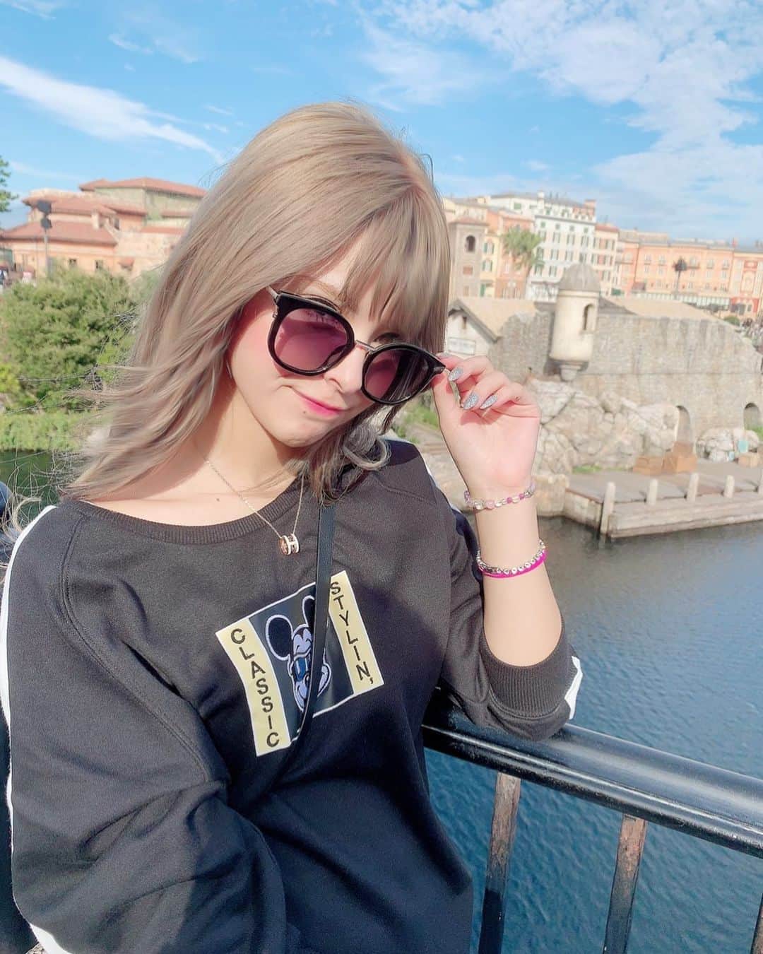 アンジェリカのインスタグラム：「♡ . .  DisneySea⚓️🖤 . . ♡  #disneysea #disney #gyda #resexxy」