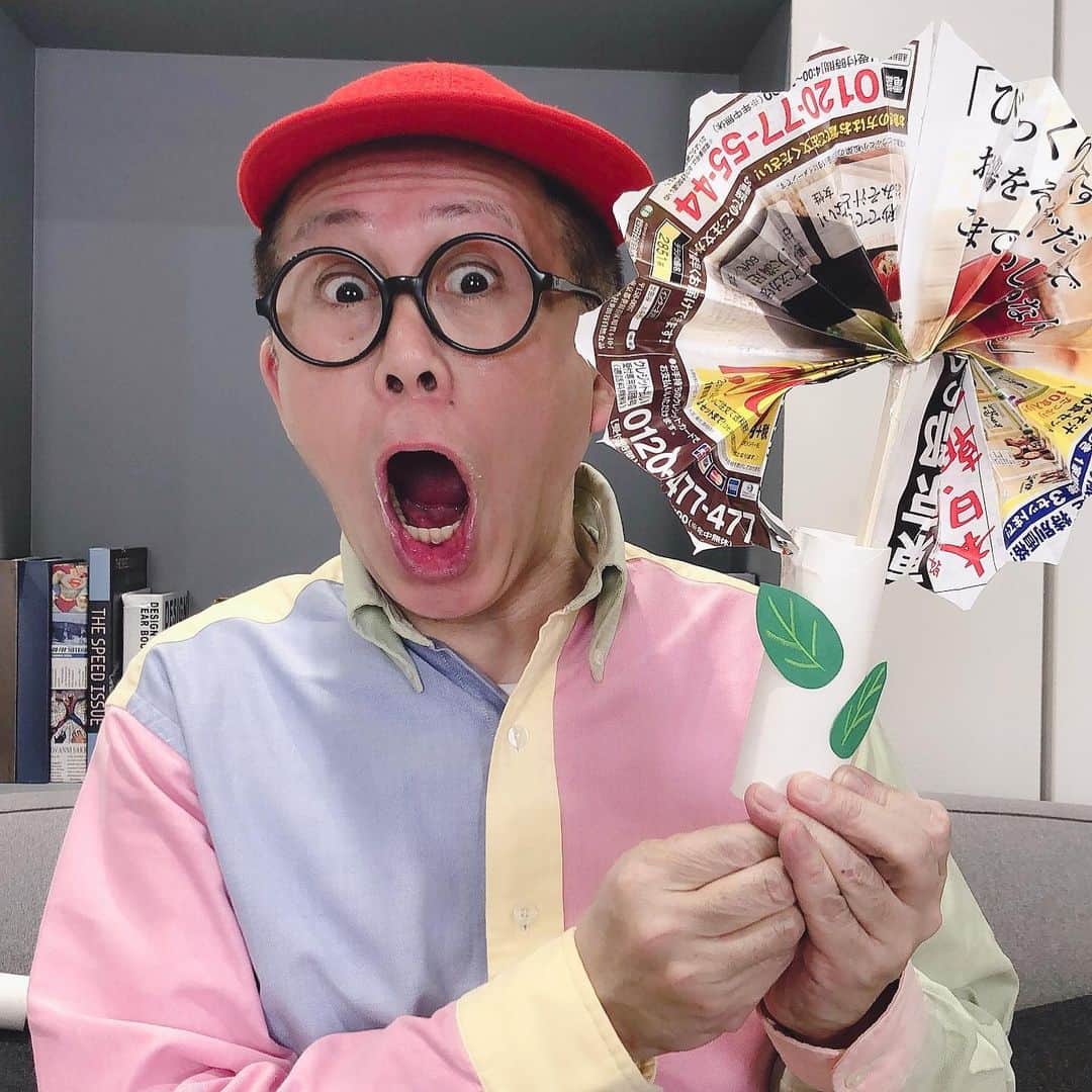 ワクワクさんのインスタグラム：「ぱぁ！と咲く花🌸 簡単に作れるからみんなも作って遊んでね〜🤗 #ワクワクさん #工作 #YouTube」