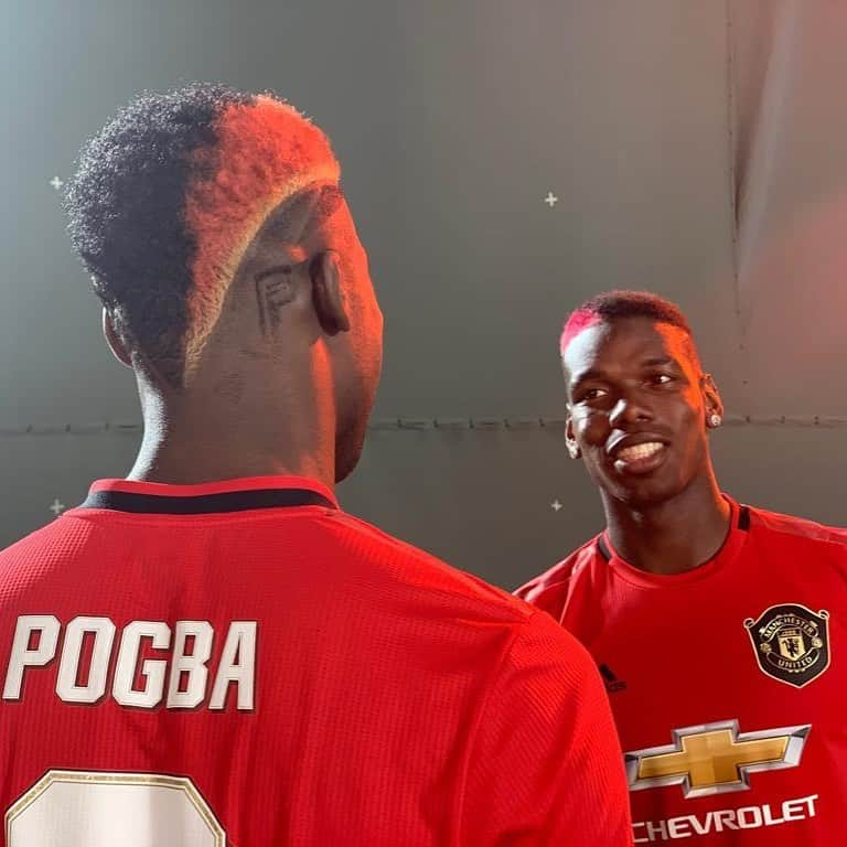 ポール・ポグバさんのインスタグラム写真 - (ポール・ポグバInstagram)「- Hey Paul - Wassup Paul #PogDimentions @paulpogba」9月29日 19時09分 - paulpogba