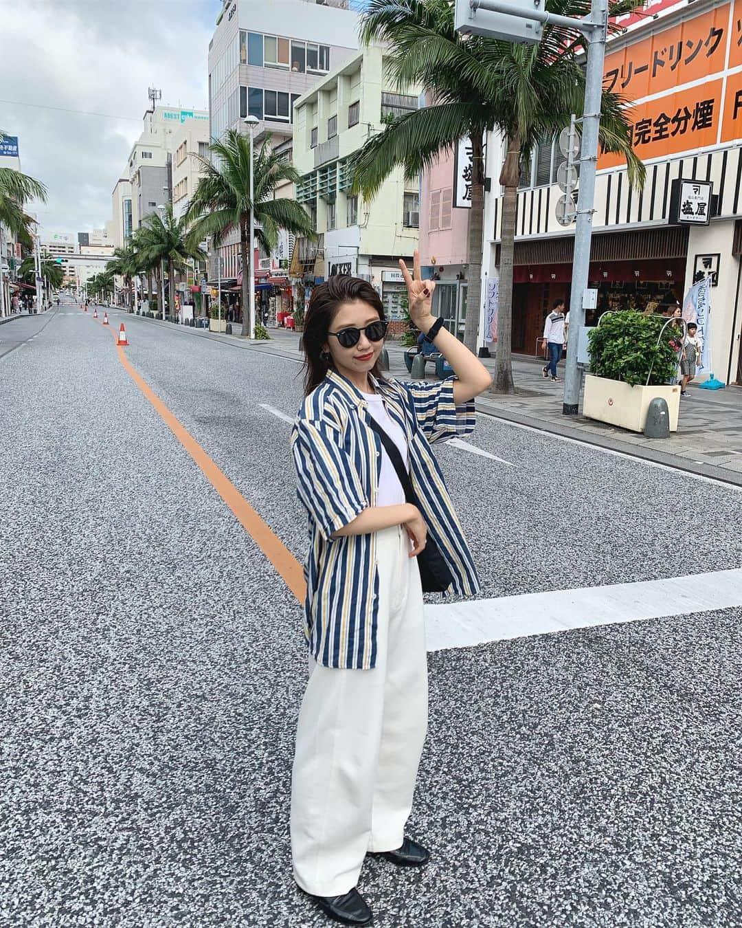 碓井玲菜さんのインスタグラム写真 - (碓井玲菜Instagram)「弾丸沖縄🌴 明日から仕事頑張るぞ〜〜〜！」9月29日 19時23分 - reina_usui