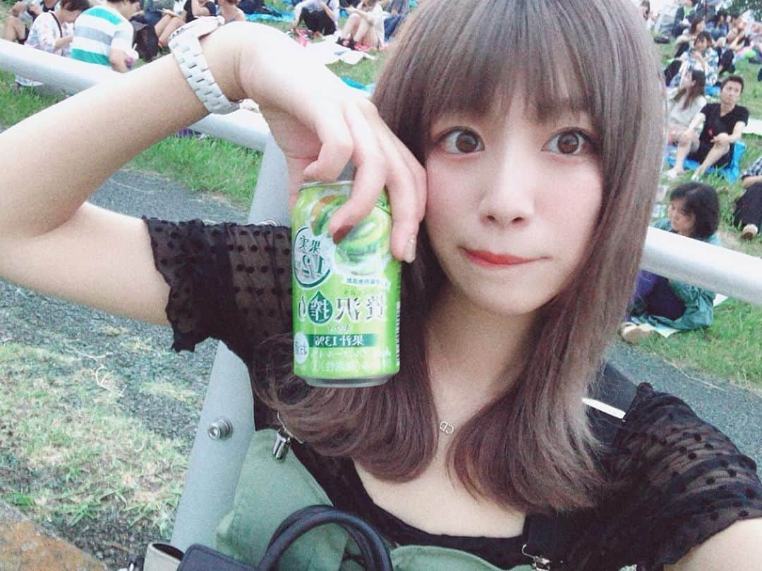 神崎紗衣さんのインスタグラム写真 - (神崎紗衣Instagram)「真夏のピークが去った 最後の花火に今年もなったな . . #花火大会#下町だいすこ」9月29日 19時37分 - kanzaki_sae