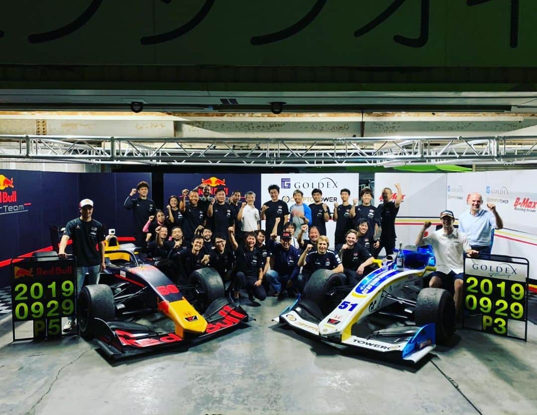 本山哲さんのインスタグラム写真 - (本山哲Instagram)「SF岡山レース ハリソン3位表彰台、ルーカス5位とチームとしては大きなステップになるダブル入賞のリザルトを残す事が出来ました。 ドライバーだけでなくチーム皆んなの頑張りに感謝です。 本当にありがとうございました！ #B-Max #motopark」9月29日 20時43分 - satoshimotoyama
