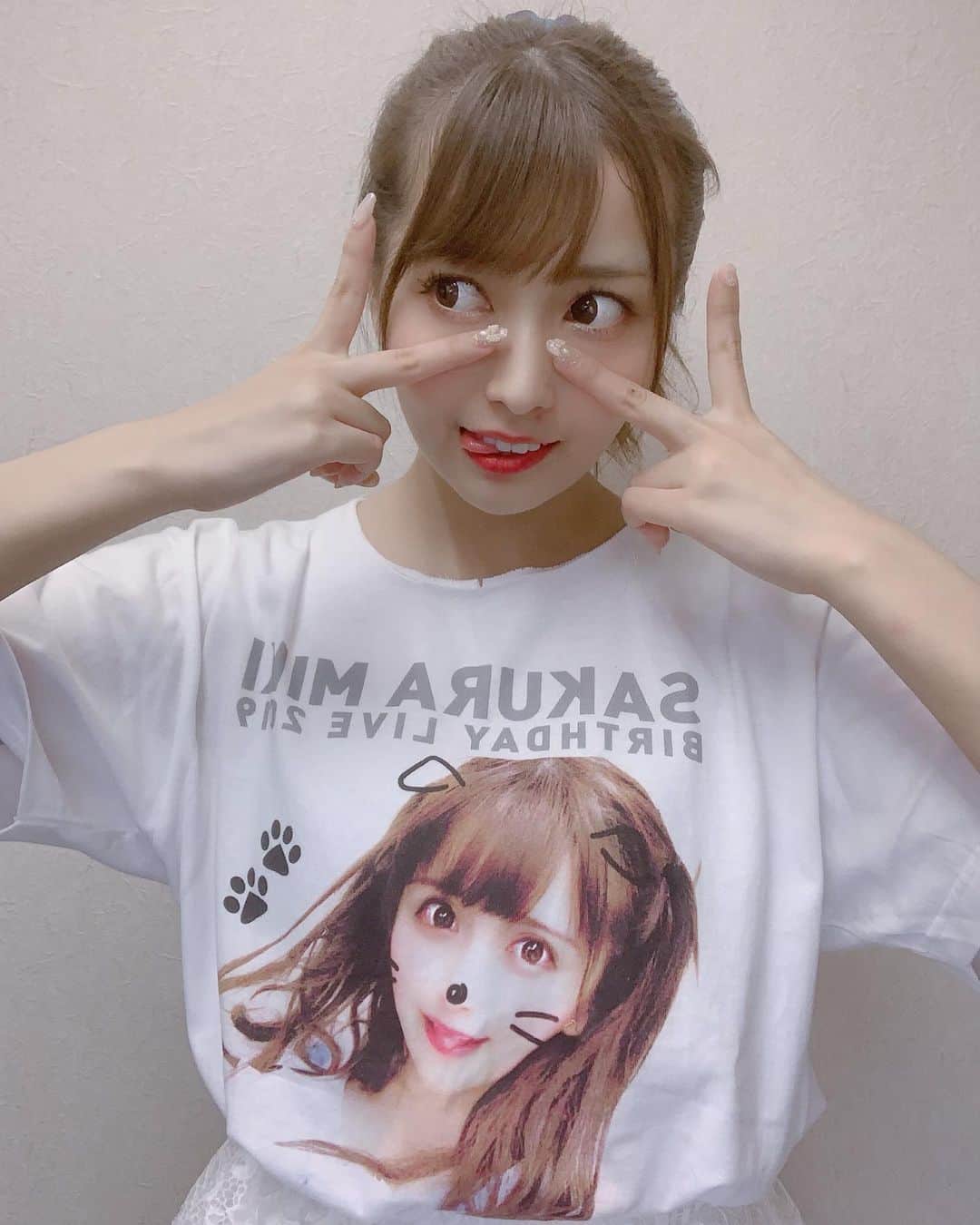 太田里織菜のインスタグラム：「. みきぽん生誕ありがとうございました♡ . リハでマイク口にぶつけて、 大事な前歯が心配になったけど大丈夫だった\( *´•ω•`*)/ 先日も( @ys.dentalcure )さん行ってきまちた✨ . #らぶどる」