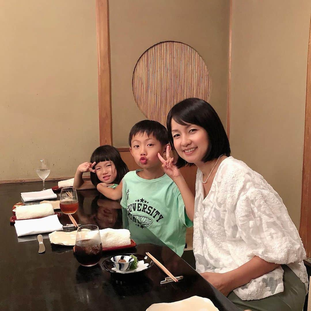 甘糟記子さんのインスタグラム写真 - (甘糟記子Instagram)「夕飯に久しぶりに大好きな禊川にも行けました(≧∀≦) お箸で食べるフレンチ。 でも締めはお茶漬け。 もう昔から大好きな味(๑˃̵ᴗ˂̵) デザートまでペロリだわ（笑）  やっぱり京都っていいな〜☆*:.｡. o(≧▽≦)o .｡.:*☆ #京都#禊川#フレンチ#お箸で食べるフレンチ#先斗町」9月29日 21時24分 - norihey924