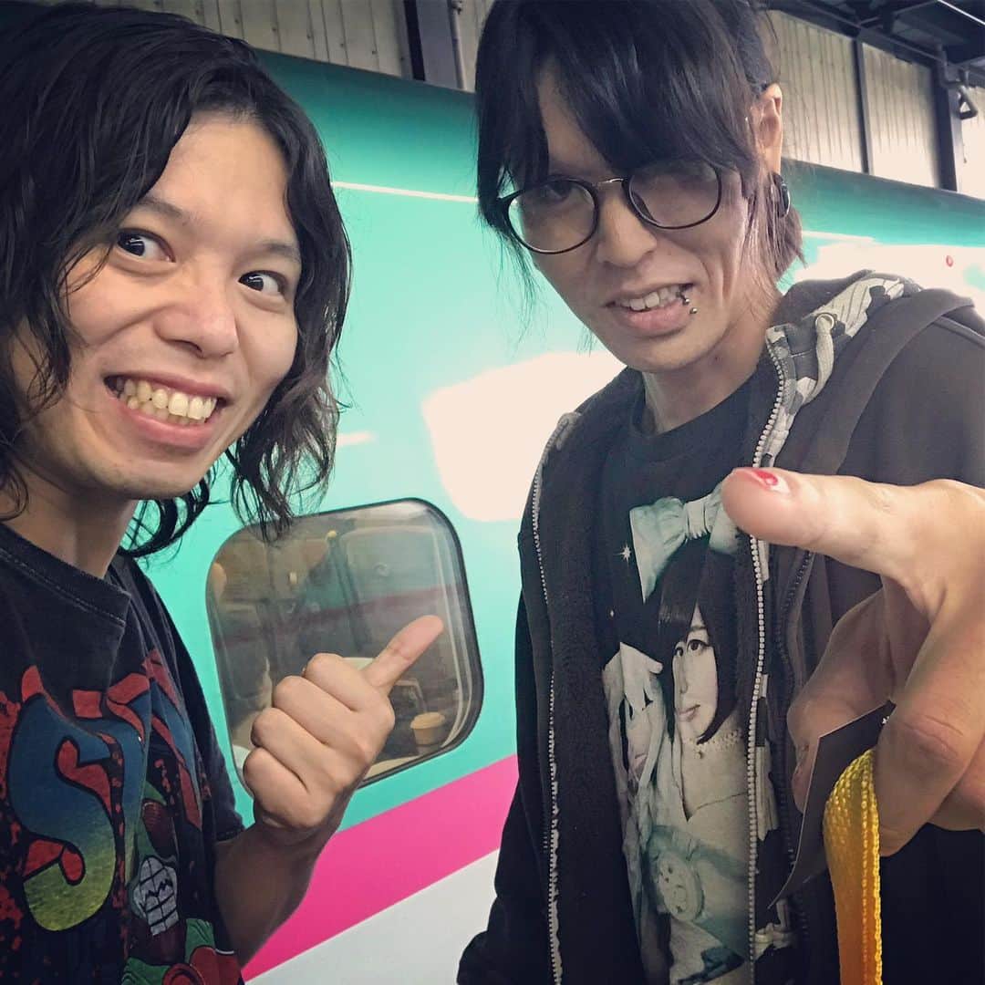 大内ライダーのインスタグラム：「ルーザー阿部という男  #岩手県 #Tシャツねむきゅん」