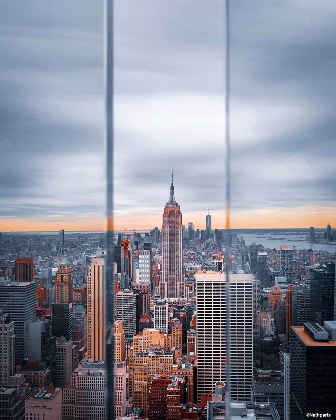 nathparisのインスタグラム：「Good morning New York! Have a nice Sunday!」