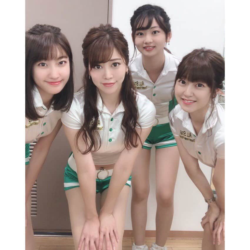 長谷川麻衣のインスタグラム：「増税前にiPhone11pro買いたかったのに疲れて１日まったりしちゃいました🙂  昨日見てくれた方ありがとうございます💕  明日はOLに戻ります👩‍💼笑  #TBS #オールスター感謝祭 #アシスタント #みんなの笑顔かわいい #最年長 #明日から１週間頑張りましょう」
