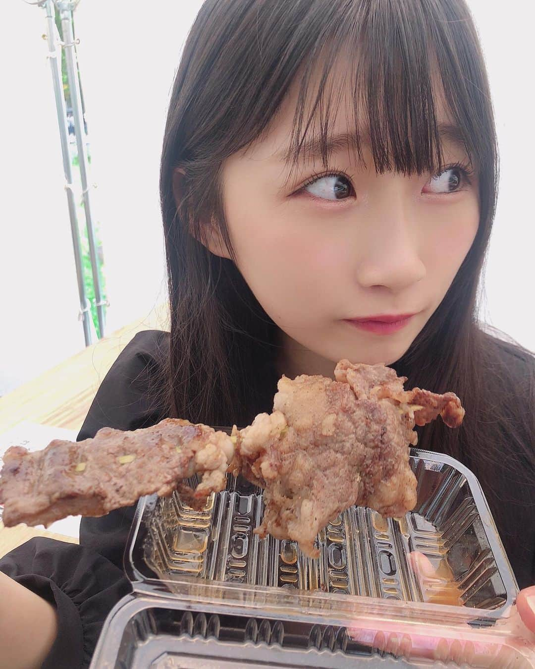 松本愛花さんのインスタグラム写真 - (松本愛花Instagram)「🍖🍗 おにくたべたよ。 かあいい？( ◜ᴗ◝ )‪♥︎ #北海道 #北海道旅行  #北海道グルメ  #北海道グルメ #札幌  #オータムフェスト」9月29日 22時27分 - aika_matsumoto.official