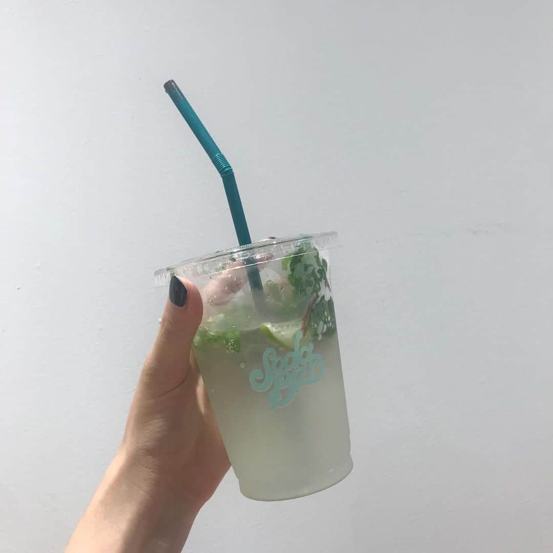 後藤夕貴のインスタグラム：「ㅤ いつかの暑い日に飲んだ @sodabar_jp  さっぱり炭酸すきすき〜🌱」